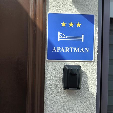Petra Apartamento Ðakovo Exterior foto